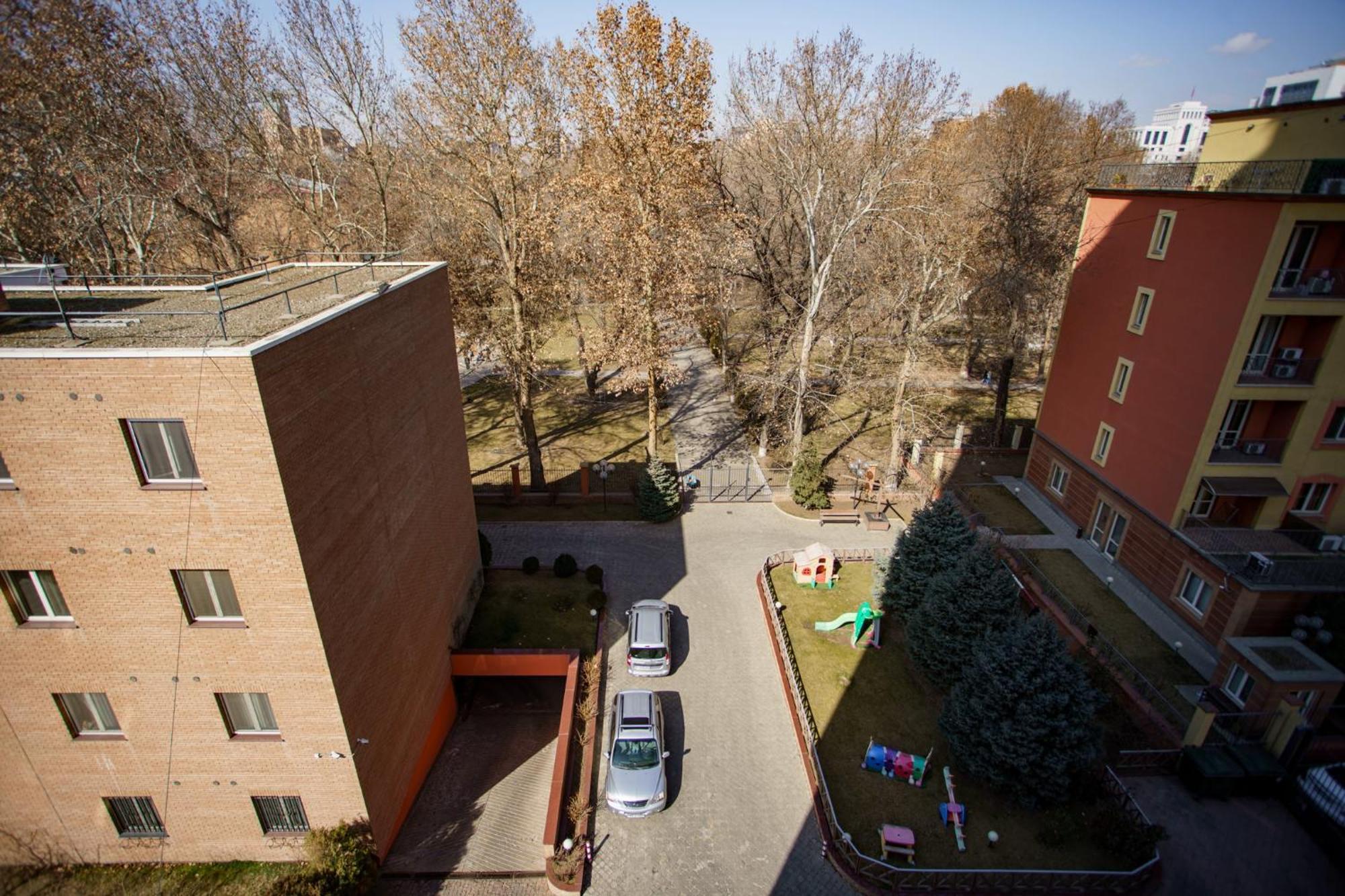 Luxury Apartments Near Republic Square, My Street Company Yerevan Exterior photo